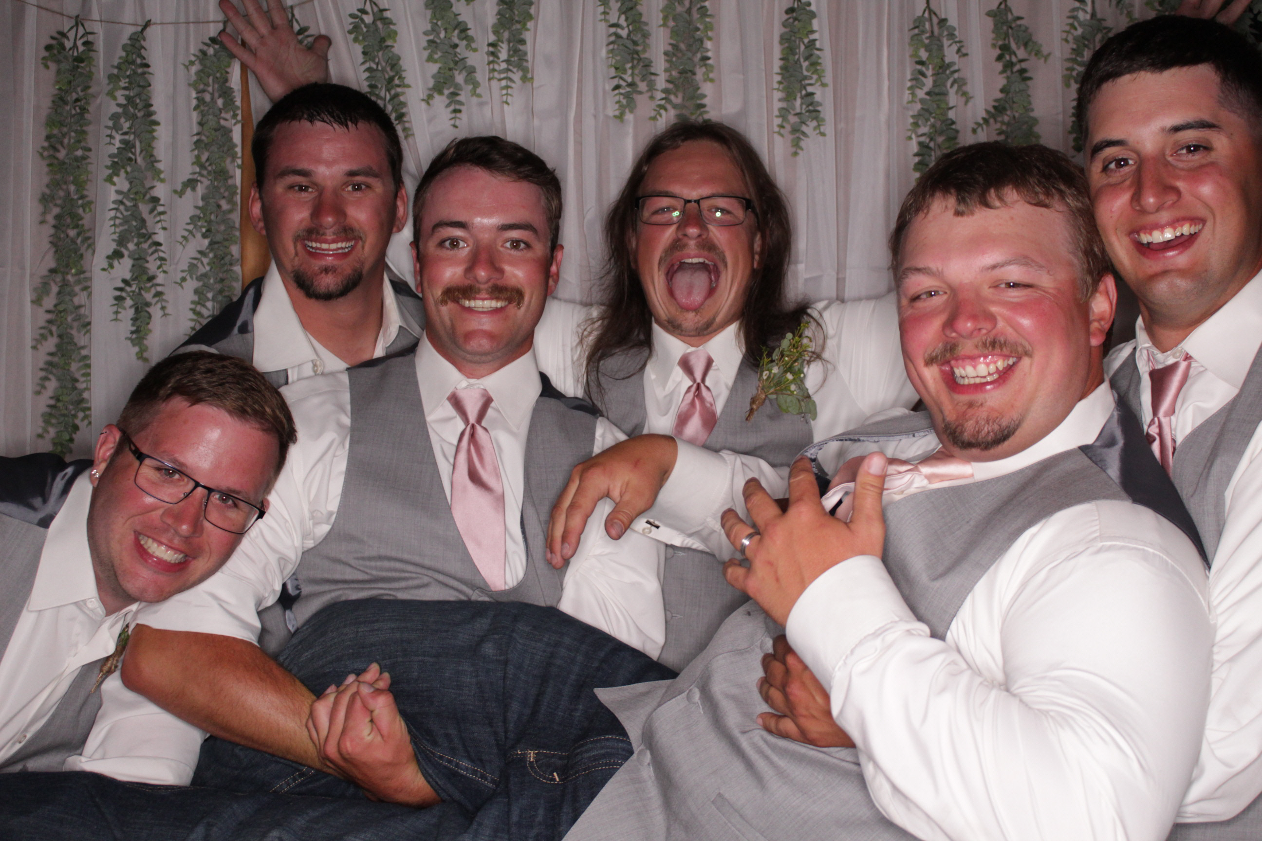 Carson and Harlie's Wedding | View more photos from the event at gallery.photoboothbillings.com/u/PhotoBoothBillings/Carson-and-Harlies-Wedding